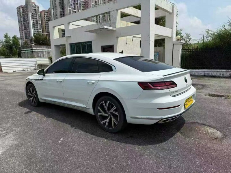 南宁22年大众CC8