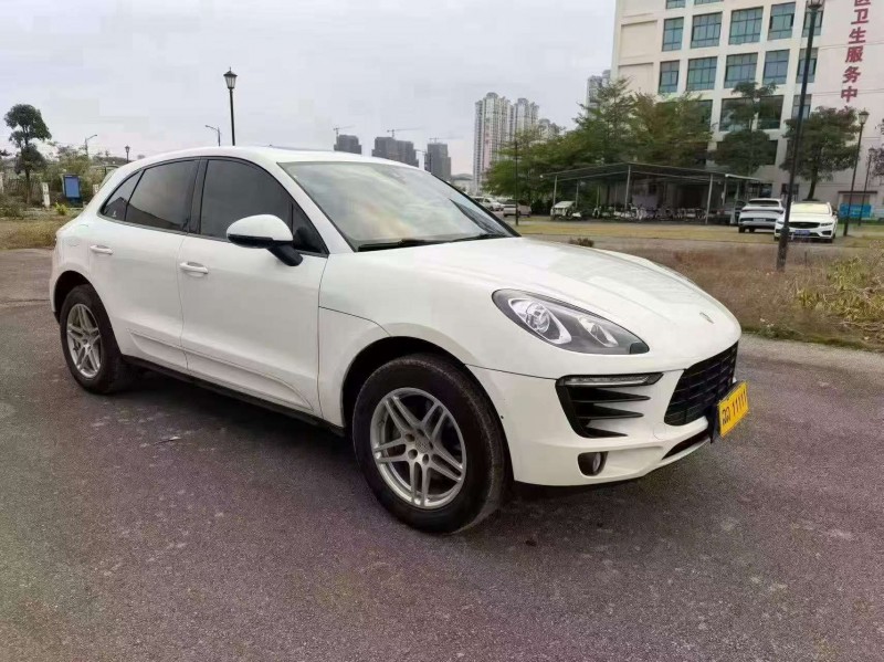 南宁17年保时捷Macan2