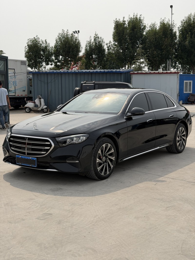 新乡24年奔驰E3