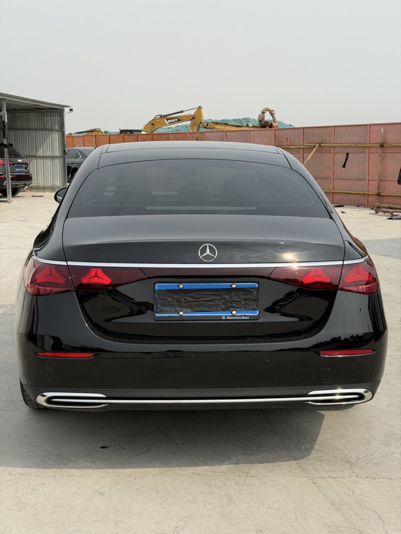 新乡24年奔驰E7