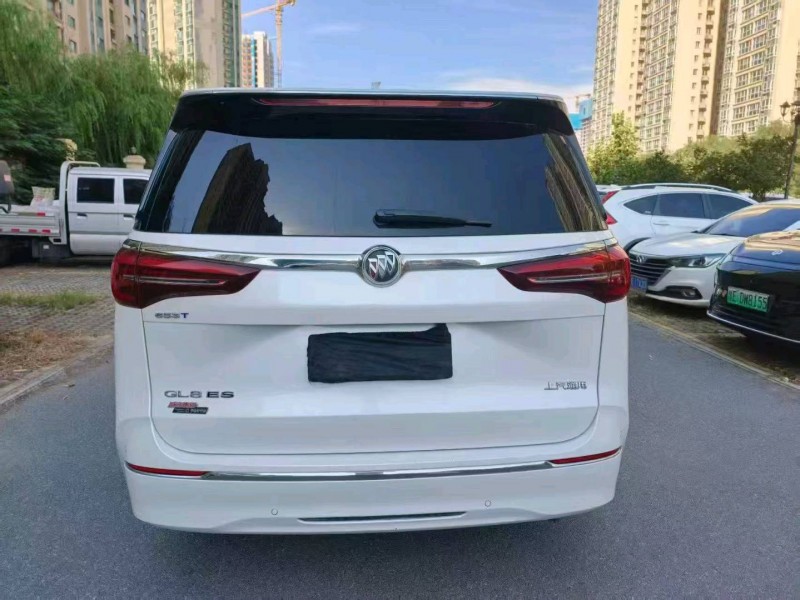 新乡22年别克GL84