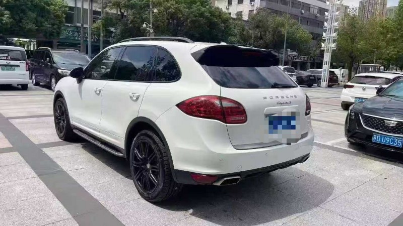 连云港13年保时捷卡宴7