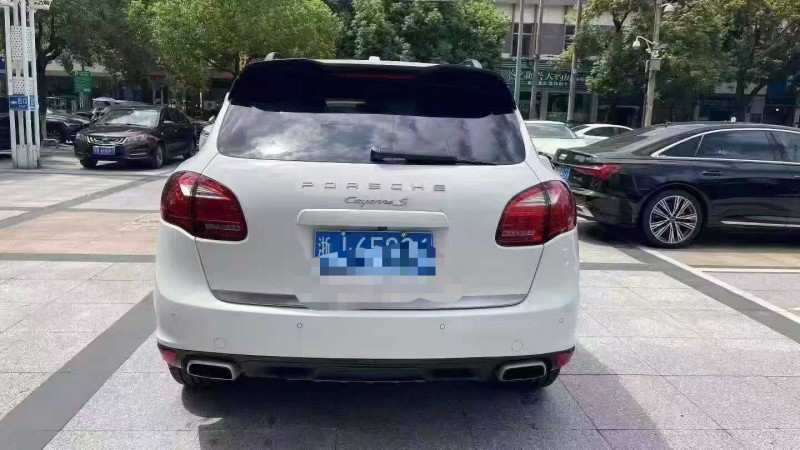 连云港13年保时捷卡宴8
