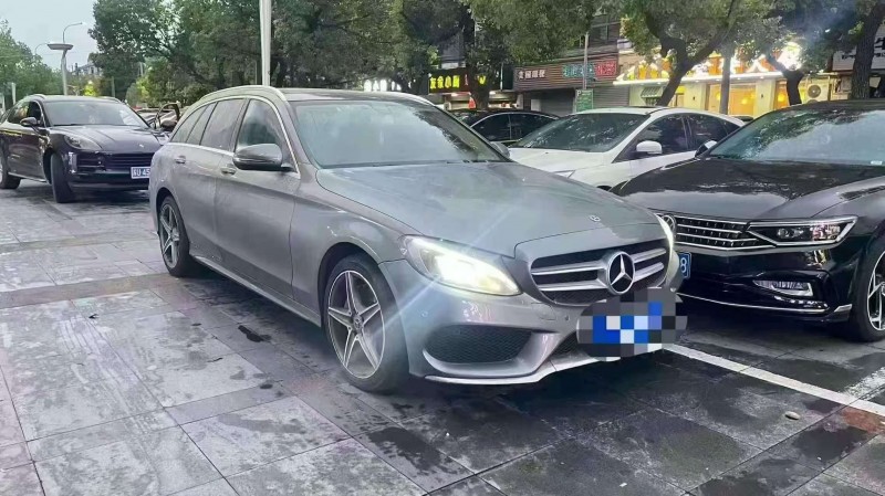 苏州17年奔驰C2