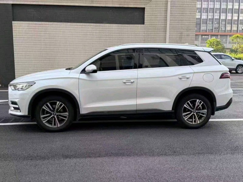 广州20年比亚迪宋5