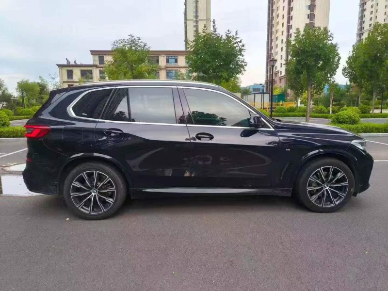 张家口20年宝马X57