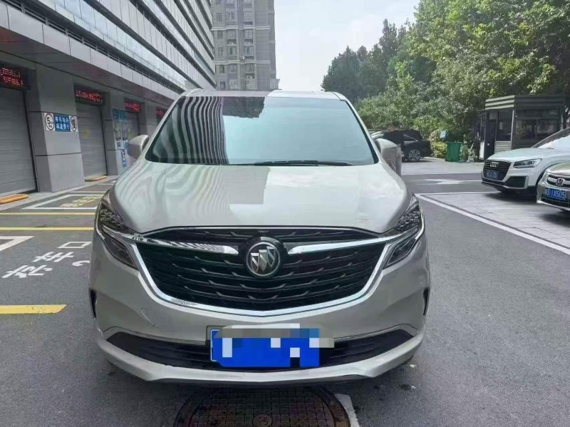 淮南21年别克GL81