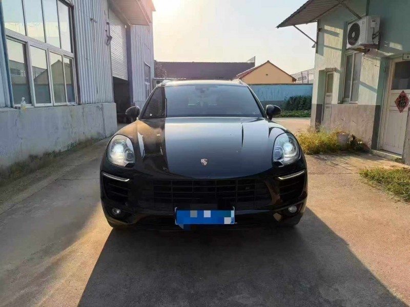 淄博17年保时捷Macan1