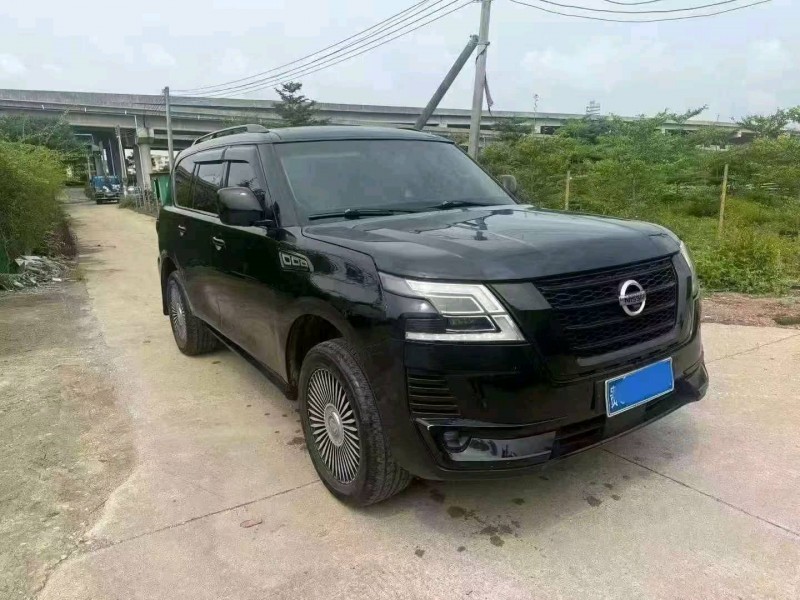 中山17年日产途乐2