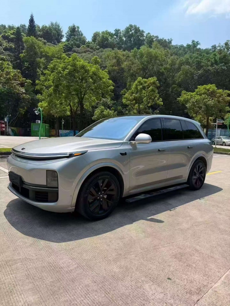 钦州23年理想L82
