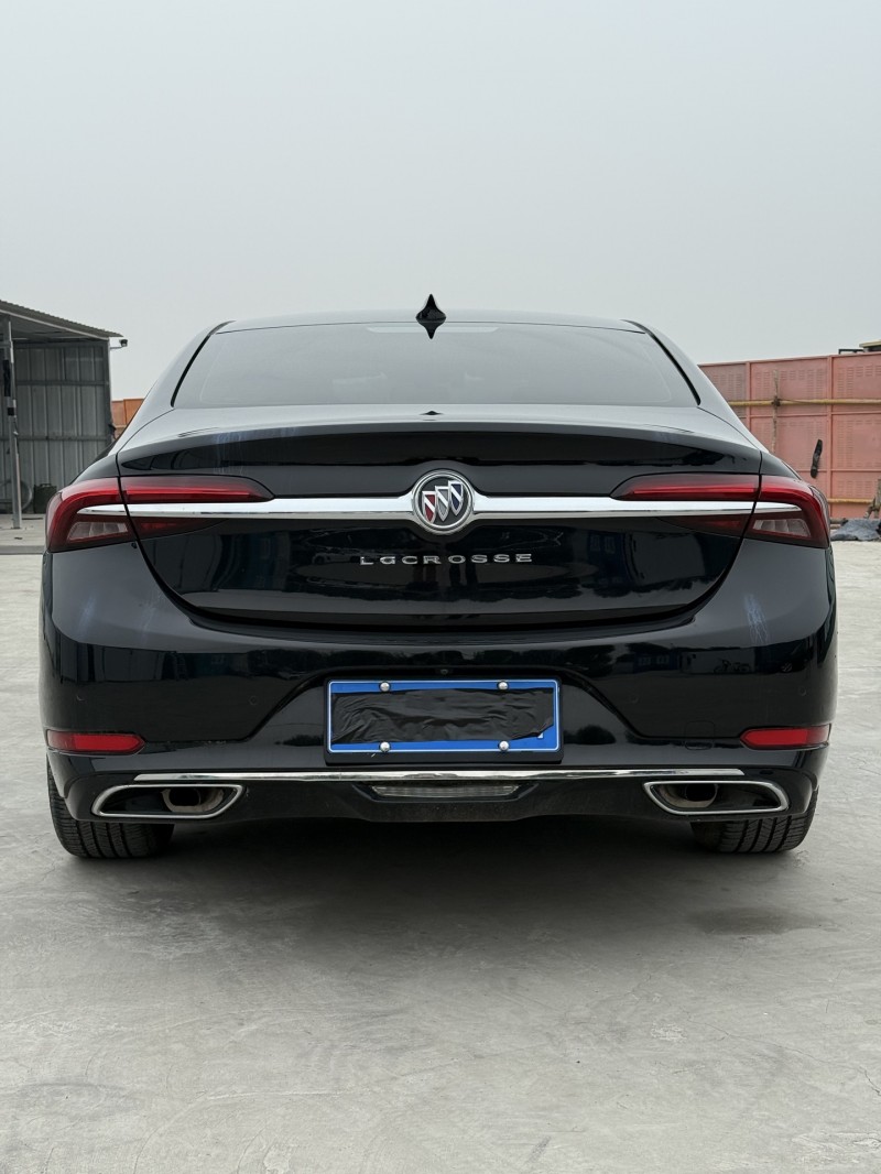 新乡22年别克君越7