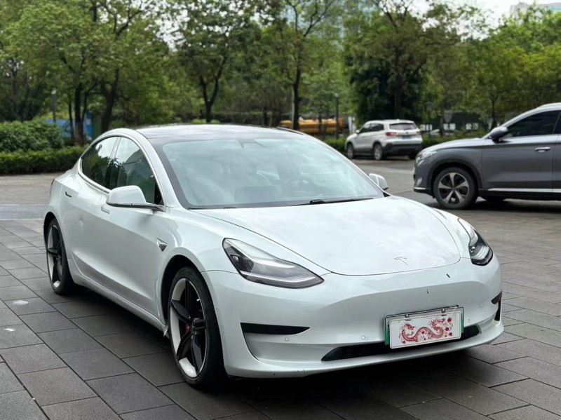 佛山21年特斯拉MODEL 32