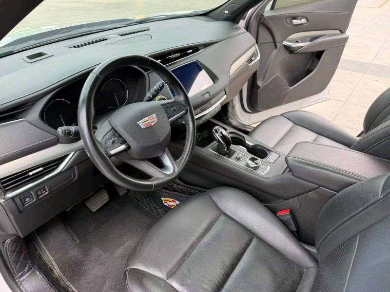 枣庄22年凯迪拉克XT46