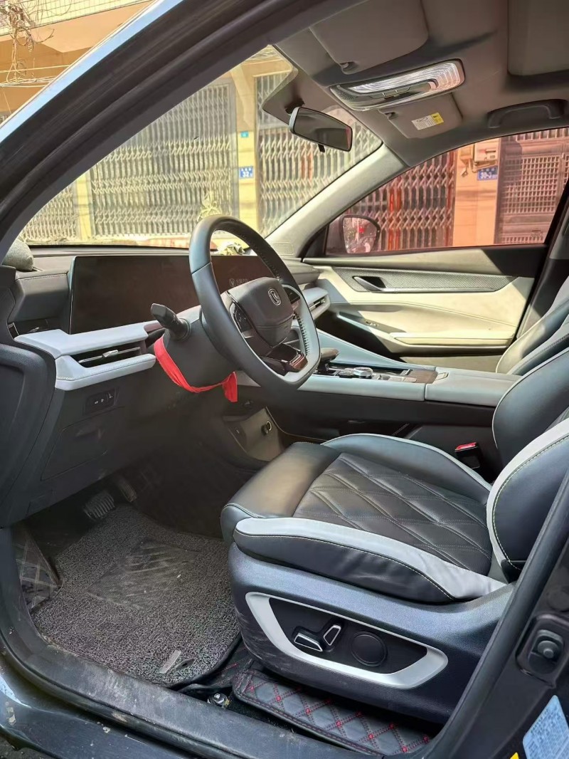 岳阳23年长安汽车CS754