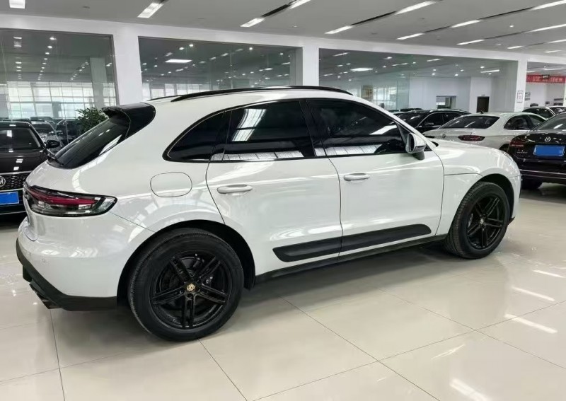 东营23年保时捷Macan7