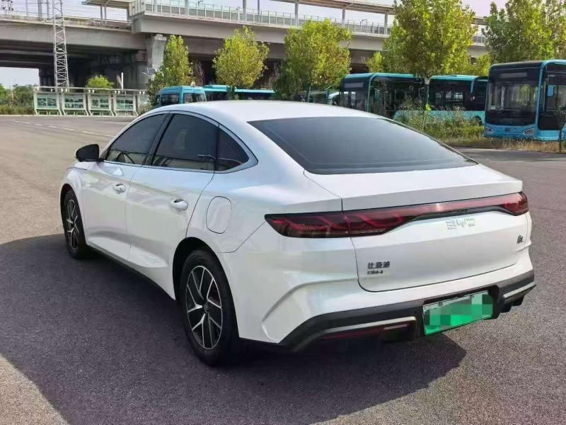 张家口25年比亚迪秦7