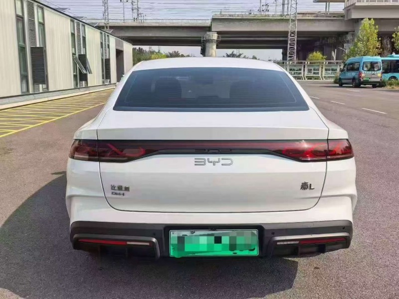 张家口25年比亚迪秦9