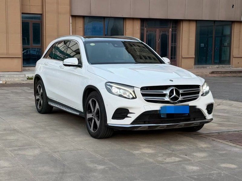 青岛19年奔驰GLC2