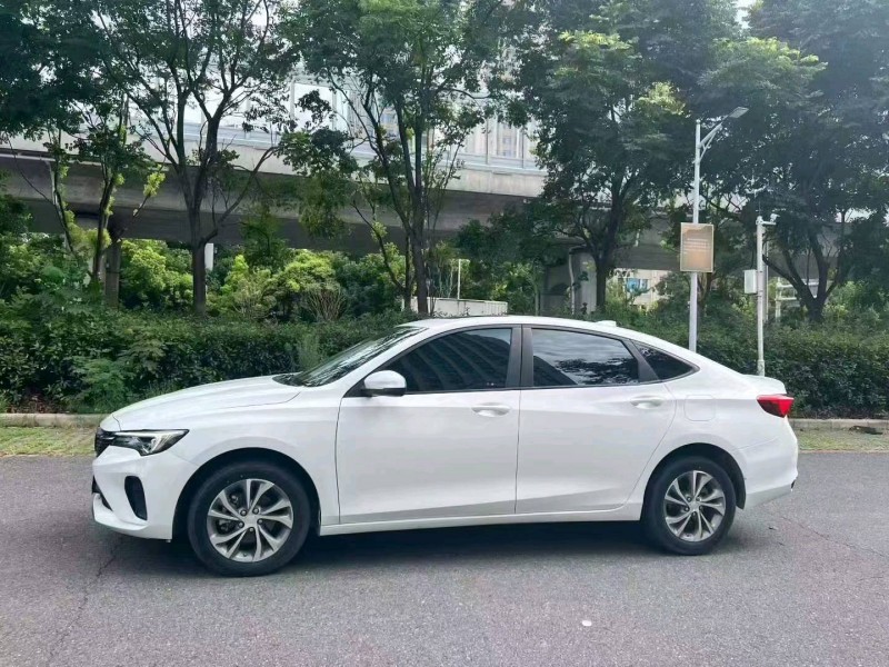 襄阳24年别克威朗3