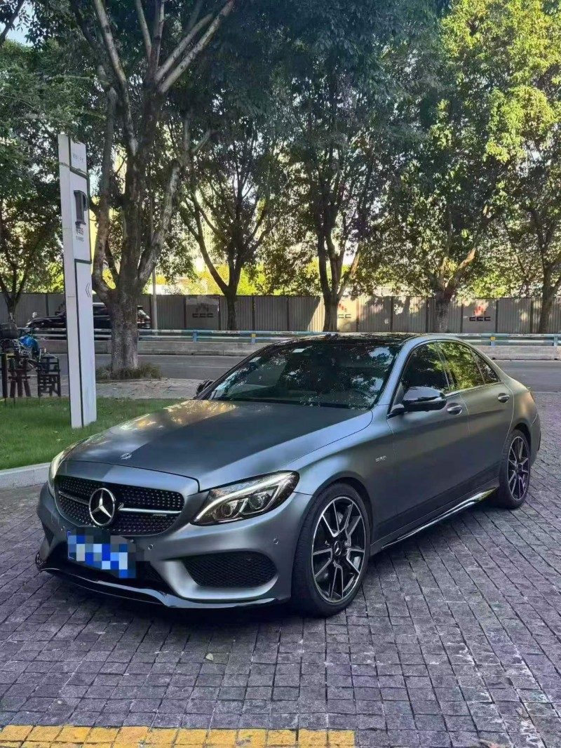 重庆18年奔驰AMG3