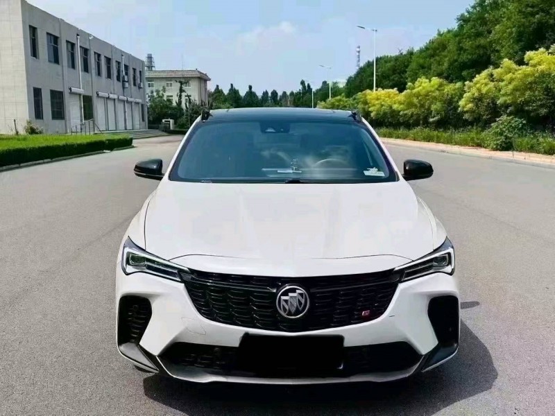 聊城23年别克威朗1