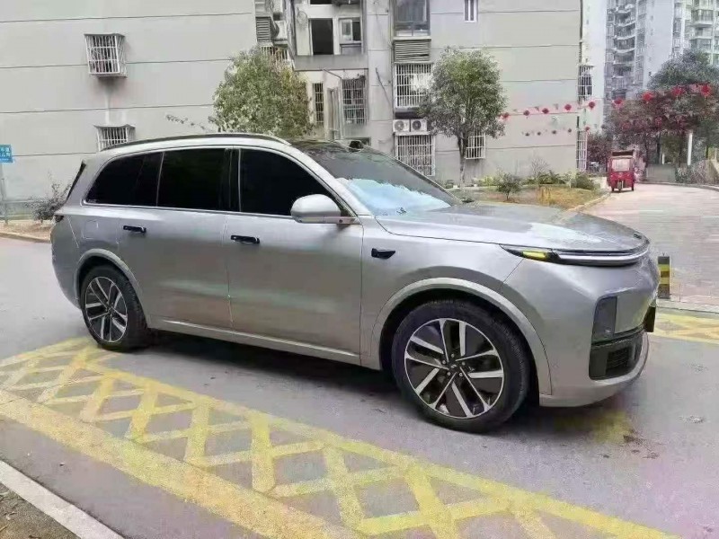 重庆23年理想L93