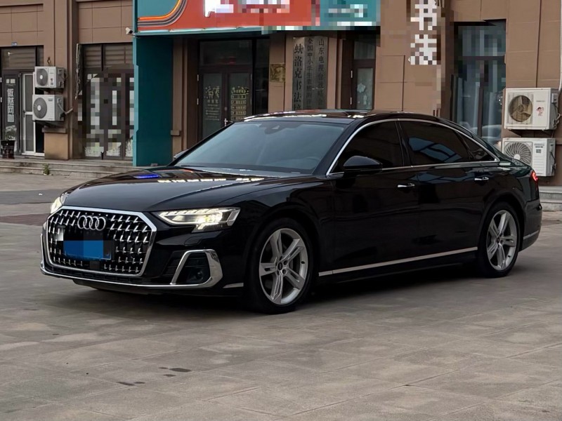 青岛23年奥迪A8L3