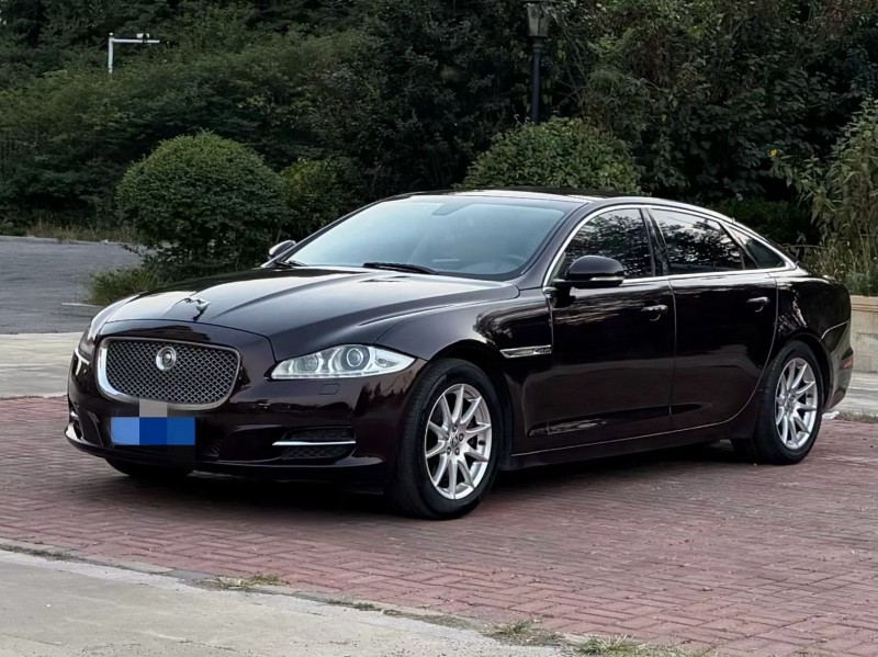 青岛12年捷豹XJL3