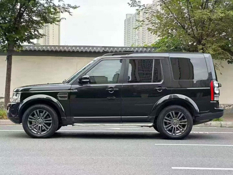 平顶山17年路虎发现8
