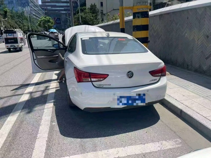 徐州19年别克威朗2