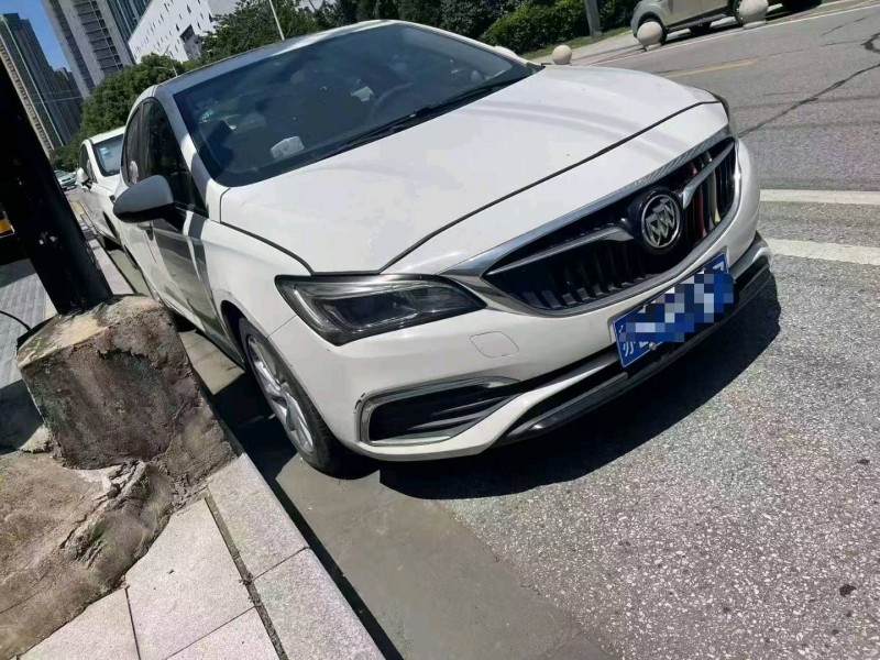 徐州19年别克威朗4
