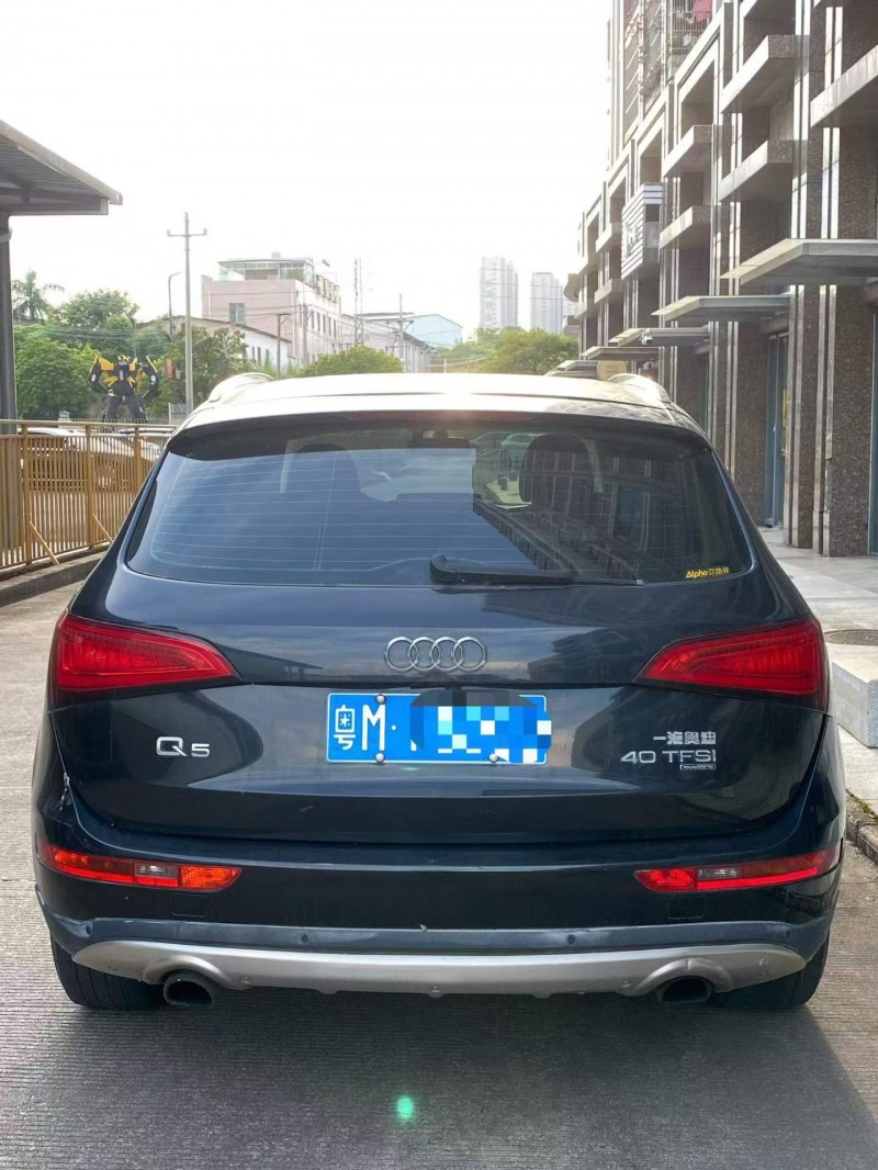 深圳13年奥迪Q58
