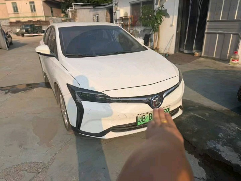 珠海24年别克微蓝2