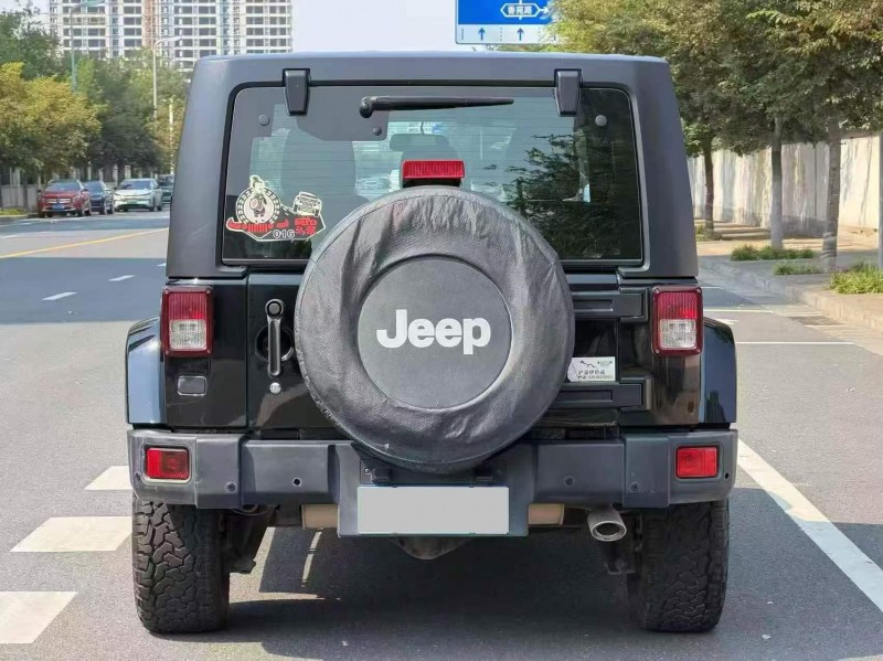 洛阳18年Jeep牧马人8