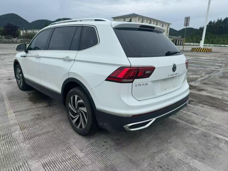 成都23年大众途观7