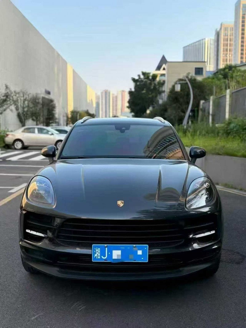 湘潭19年保时捷Macan1