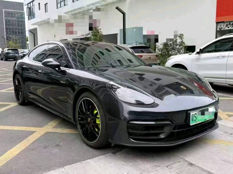 广州24年保时捷帕拉梅拉3