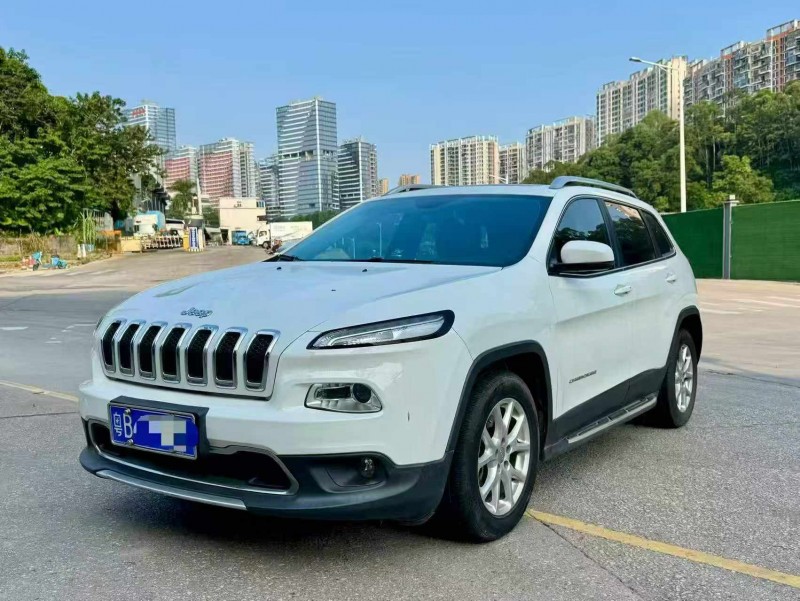 广州18年Jeep自由光3