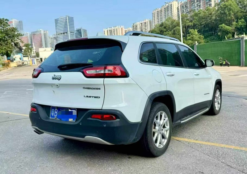 广州18年Jeep自由光7