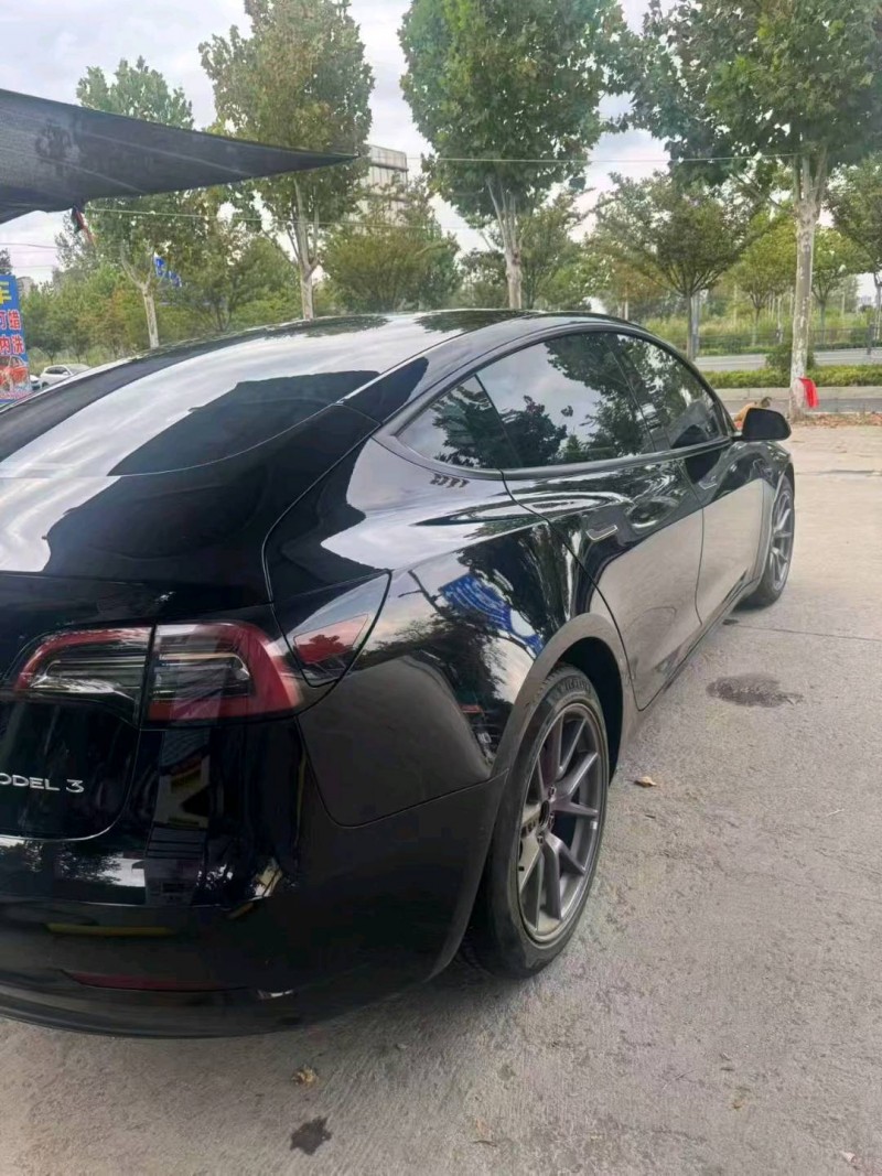 连云港23年特斯拉MODEL 35