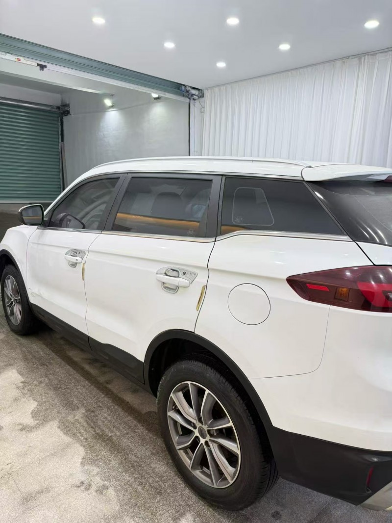 石家庄21年吉利博越5