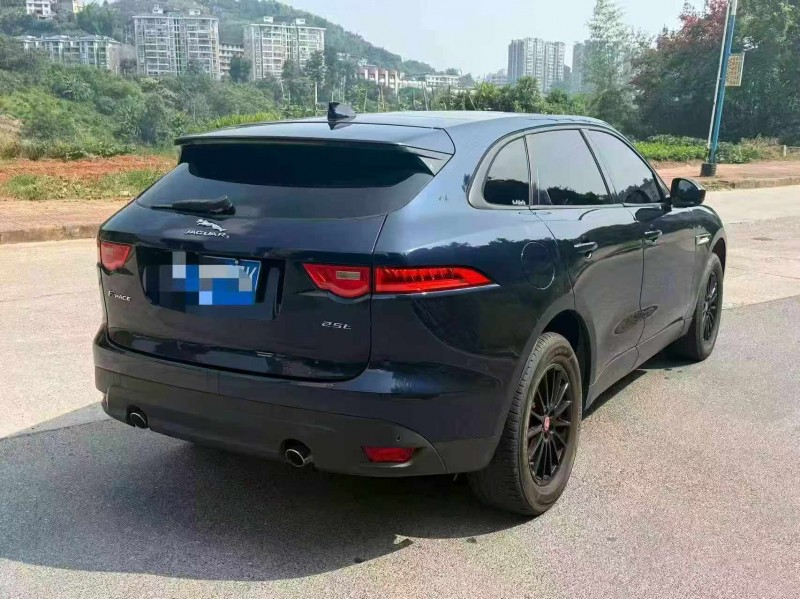 漳州17年捷豹F-PACE9