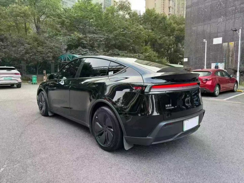 常德25年特斯拉MODEL Y9