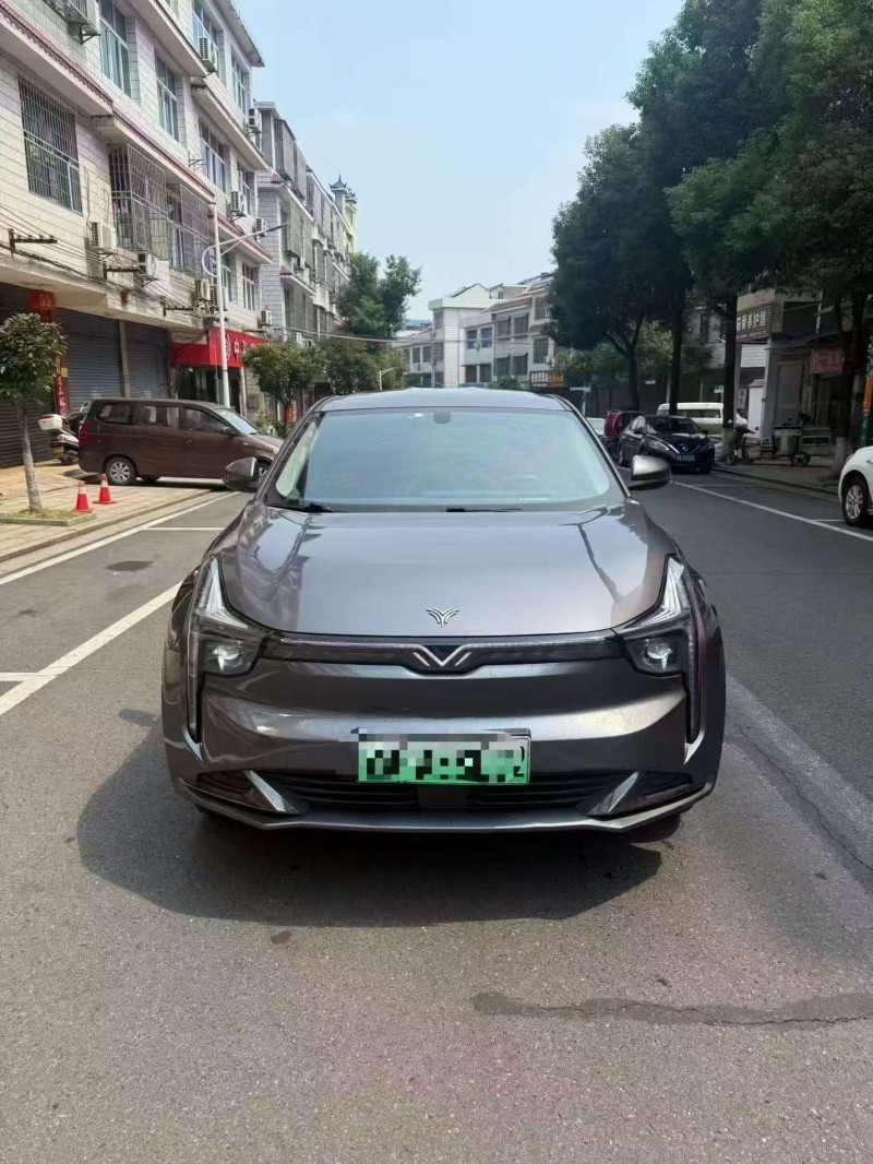 邵阳23年哪吒U1