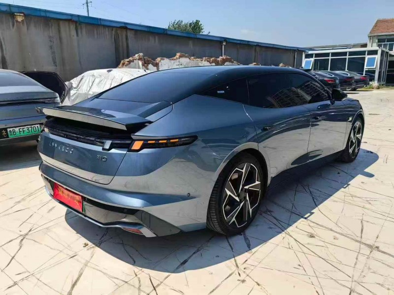 烟台25年领克Z108