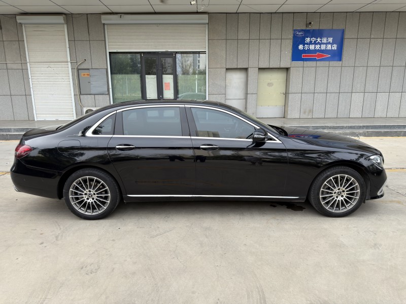 济宁23年奔驰E4