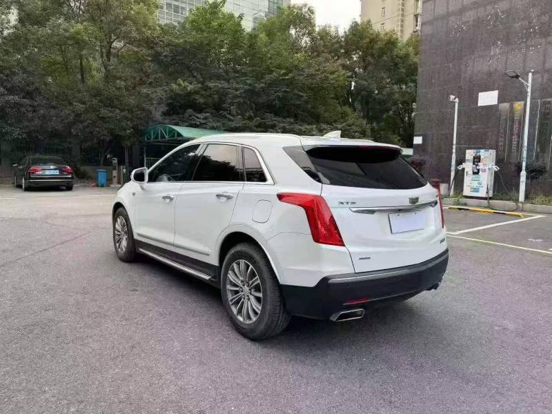 岳阳18年凯迪拉克XT58