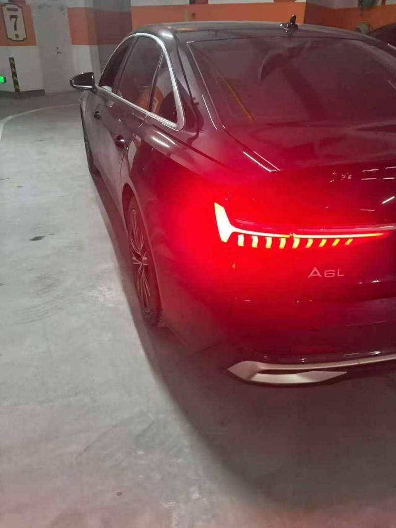 武汉22年奥迪A6L6