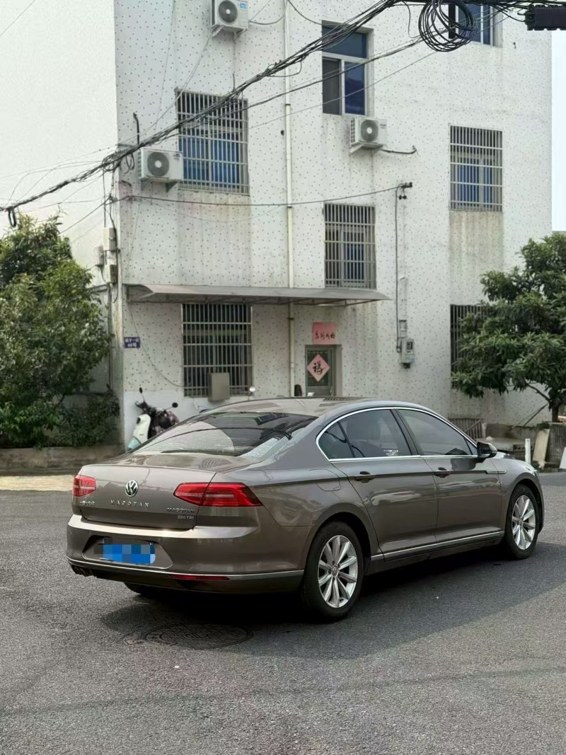 金华16年大众迈腾7