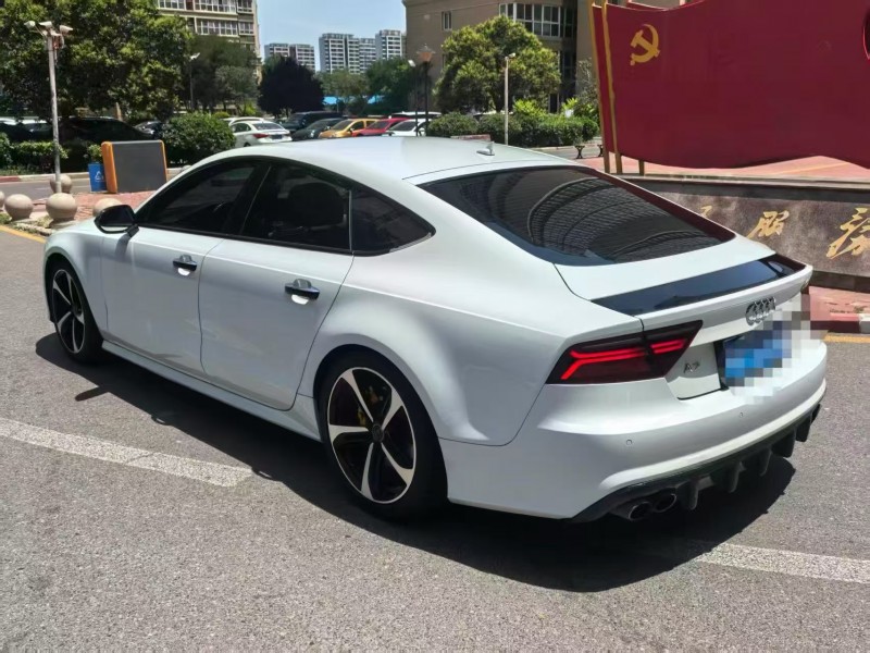 安阳18年奥迪A7L8